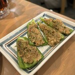 餃子のネオ大衆酒場 ニューカムラ - 肉味噌パリピリピーマン
