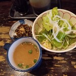 からあげ酒場 祝 - SET（ミニサラダ、小鉢の高菜漬、味噌汁）