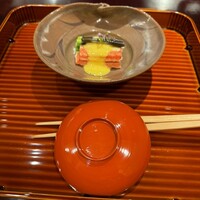 壽山 - 酒、器、静寂。すべてが料理だった