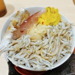 すごい煮干ラーメン 野毛 すし 釣りきん - 