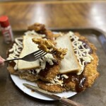 チャンポンハウスたつや - カレー風味のチキンカツは旨いんですが、マヨネーズとソースに苦戦します。