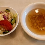 Tom matsu - セットのサラダとスープ