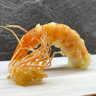 Tempura fried crispy in 100% rice oil to bring out the natural flavors of the ingredients