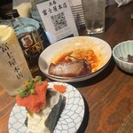 立呑 富士屋本店 - 明太ポテサラ、チャーシューエッグ、ナマコ酢
