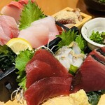 Kaisen Sushi Izakaya Shichifuku - 