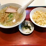 廬山 - 塩麺＆半玉炒飯