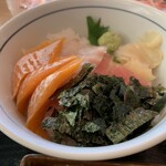 Mekikinoginji - 海鮮三種丼