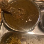 西インドスパイス ガヤバジ - チキンカレー