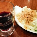 HAMBURG WORKS - 赤ワイン、葉山葵のポテトサラダ