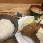 とんかつ八千代 - 