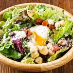 Caesar salad with crispy bacon
