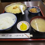 お食事処おさない - ほたて貝焼きみそ定食(生きほたて)