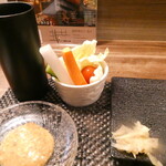 創作串カツ 也々 - 野菜スティック　胡麻味噌マヨネーズ