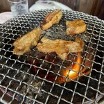 Wagyuu Ittou Yakiniku Hisashi - 鶏肉は程よい弾力と脂のりが良く、ご飯が進みました！