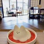Cafe Yukari - 【ネコのパンナコッタ￥400】かわいい！！ぷるぷるネコちゃんパンナコッタ〜ฅ( ̳• ·̫ • ̳ฅ 食べるのもったいなかった笑
