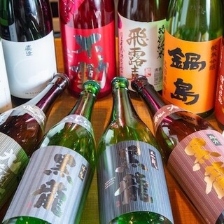根据季节和进货来选择不同种类的20种日本酒