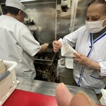 ぎょうざ専門店 赤萬 - 