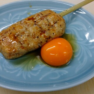 In-house prepared Grilled skewer start from 187 yen. We also recommend the meatballs with egg yolk!