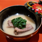 肉屋 雪月花 NAGOYA - 但馬牛のタンの白味噌仕立て