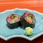 肉屋 雪月花 NAGOYA - 58ヶ月松阪牛のももと九絵の海苔巻き