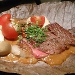 Nijihare - 和牛の朴葉味噌焼き