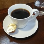 キッチン ブルー グローブ - ホットコーヒーのアップ