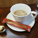 キッチン ブルー グローブ - ミルクを入れます