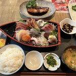味の店 五味屋 - 刺身　焼き魚定食　2,580円