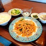 NEW CHINESE FOOD RIKI - ■青椒肉絲定食