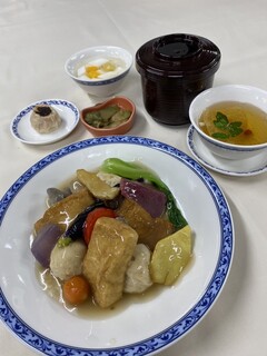h Restaurant Seaside - 揚げ豆腐と鶏団子の中華煮込み