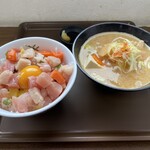 メフレ市場食堂 - 