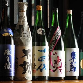 A once-in-a-lifetime encounter with famous sake. Enjoy the season with a wide variety of alcoholic beverages