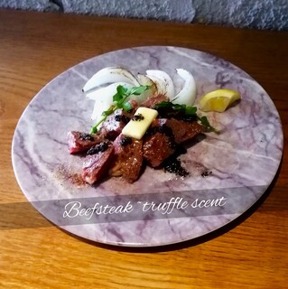 OUT - 黒毛和牛ステーキ～トリュフの薫り \4200 Kuroge Wagyu beef steak ~ truffle aroma