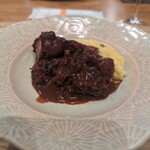 La Stalla - ポルポ・ウブリアーコのポレンタ添え