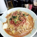 さりぽろ - 旨辛味噌ラーメン、ニンニクトッピング　８５０円