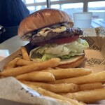 The BEACH BURGER HOUSE - 