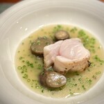 蒼 - この日は、この鮟鱇もハイライト！
      神経〆の鮟鱇なんてあります？もう見ての通り、弾けんばかりのブリンブリンの食感。
      あの鮟鱇特有のにおいなど、当然皆無のきれ〜いな美味しさ。
      これは、新体験です(^^)