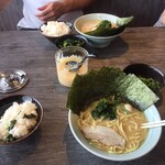 横浜家系ラーメン 喜多見家 - 