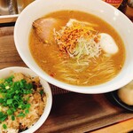 旬采 新舟 - 平日限定ランチセット（ゆず香る山しょうみそらーめん-細麺）+味玉