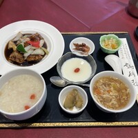 謝朋殿 幕張店 - 