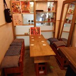 元祖!!旭川手羽先 れんちゃん - 内観