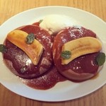 デイビット・マイヤーズ カフェ - バナナのキャラメルパンケーキ