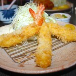 とんかつ一力 - エビフライ アップ