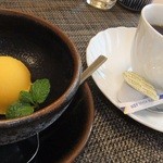 名産松阪肉料理 肉の松阪 - マンゴーシャーベット&コーヒー