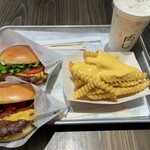 Shake Shack - 