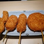 Kushikatsu Goen - 玉ねぎ、豚ヘレ肉、じゃが芋ベーコン、海老しそ巻き