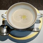 洋食 つばき - 椿コースのキクイモスープ