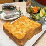 カフェ　カルモ - チーズトーストセット（980円）