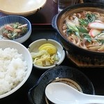 三日月 - 味噌煮込み定食１０００円