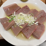 もつ焼 かど - レバ刺し